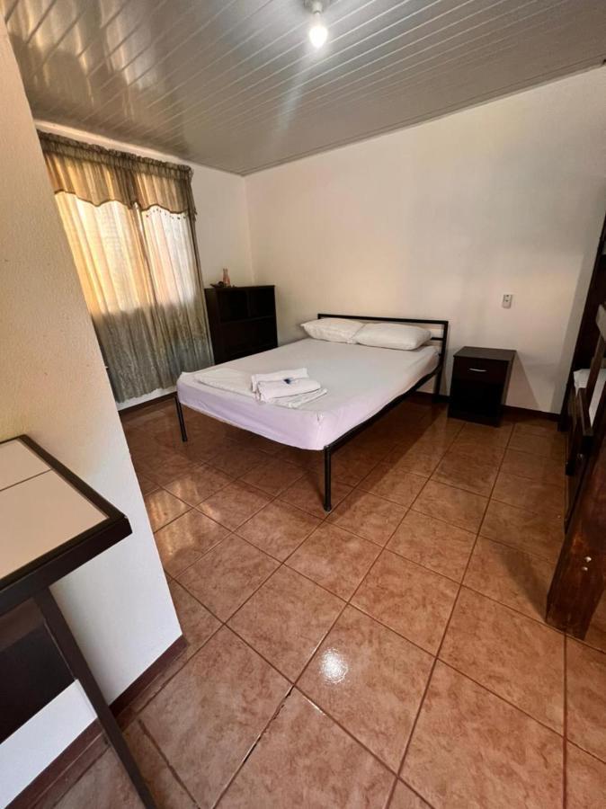 Cabinas Playa Bandera Bed and Breakfast Parrita Exteriör bild